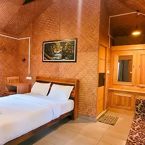 Bed & Breakfast Monsoon Retreats Ecostay- Treehouse